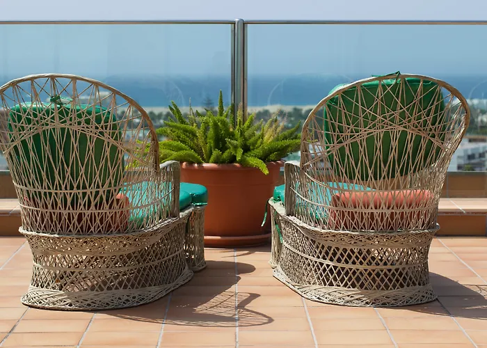 Bull Eugenia Victoria & פלאייה דל אינגלז