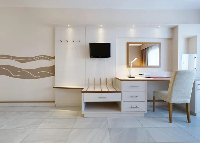 Bull Eugenia Victoria & 3* プラヤ・デル・イングレス