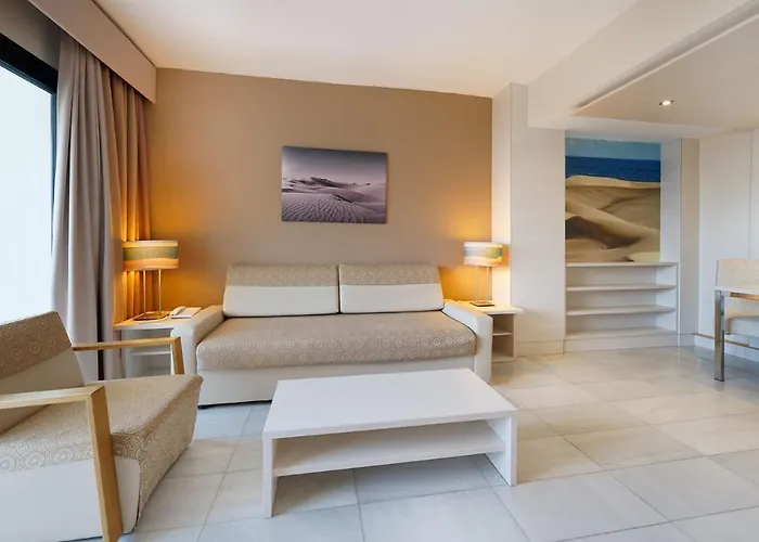 Bull Eugenia Victoria &