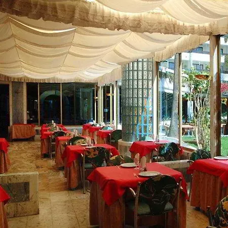 Hotel Bull Eugenia Victoria & 3*