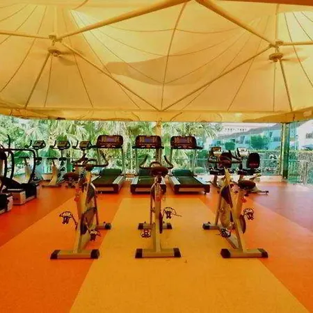 Bull Eugenia Victoria & Hotel 3*