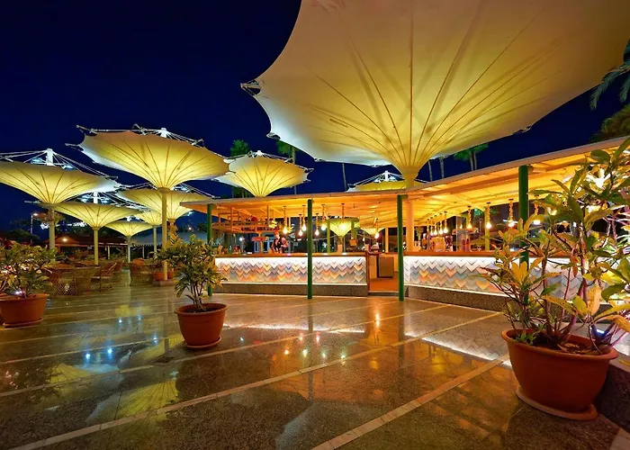 Bull Eugenia Victoria & Готель