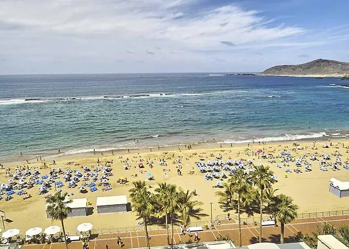 Bull Eugenia Victoria & Готель