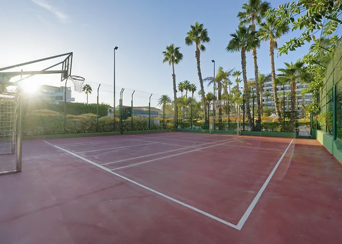 Bull Eugenia Victoria & Hotel