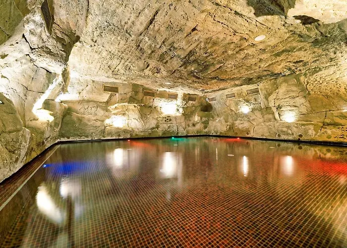 Bull Eugenia Victoria &