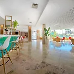 Otel Bull Eugenia Victoria & 3*