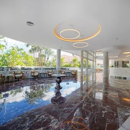 Ξενοδοχείο Bull Eugenia Victoria & 3*