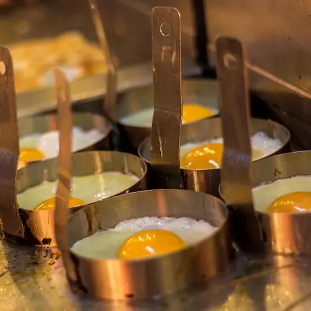 Bull Eugenia Victoria &