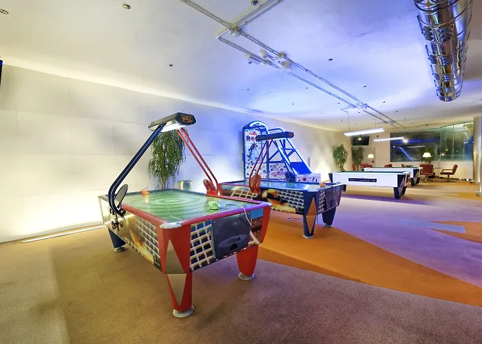 Bull Eugenia Victoria & Hotel